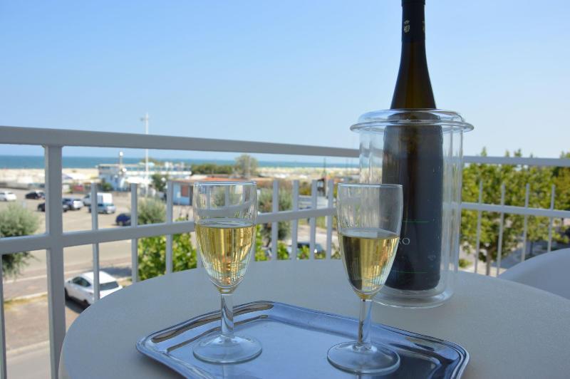 Hotel Diga مارينا دي رافينا المظهر الخارجي الصورة
